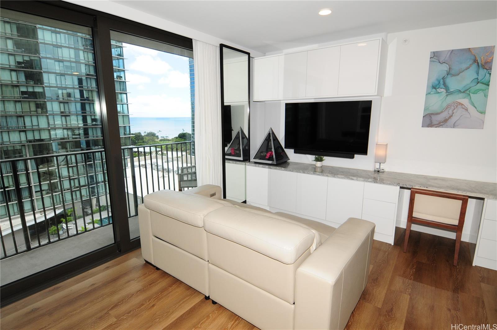 Aalii condo # 1612, Honolulu, Hawaii - photo 10 of 25