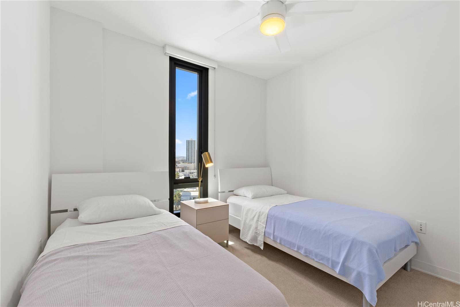 Aalii condo # 1615, Honolulu, Hawaii - photo 11 of 25