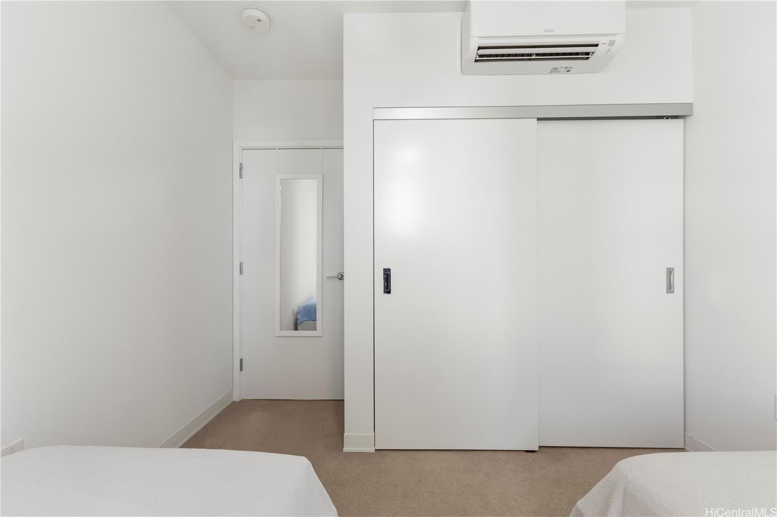 Aalii condo # 1615, Honolulu, Hawaii - photo 12 of 25