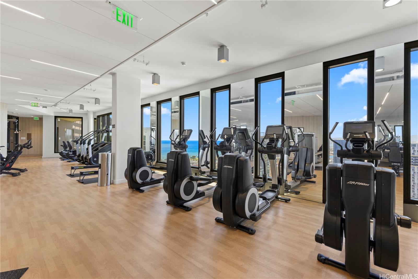 Aalii condo # 1615, Honolulu, Hawaii - photo 19 of 25