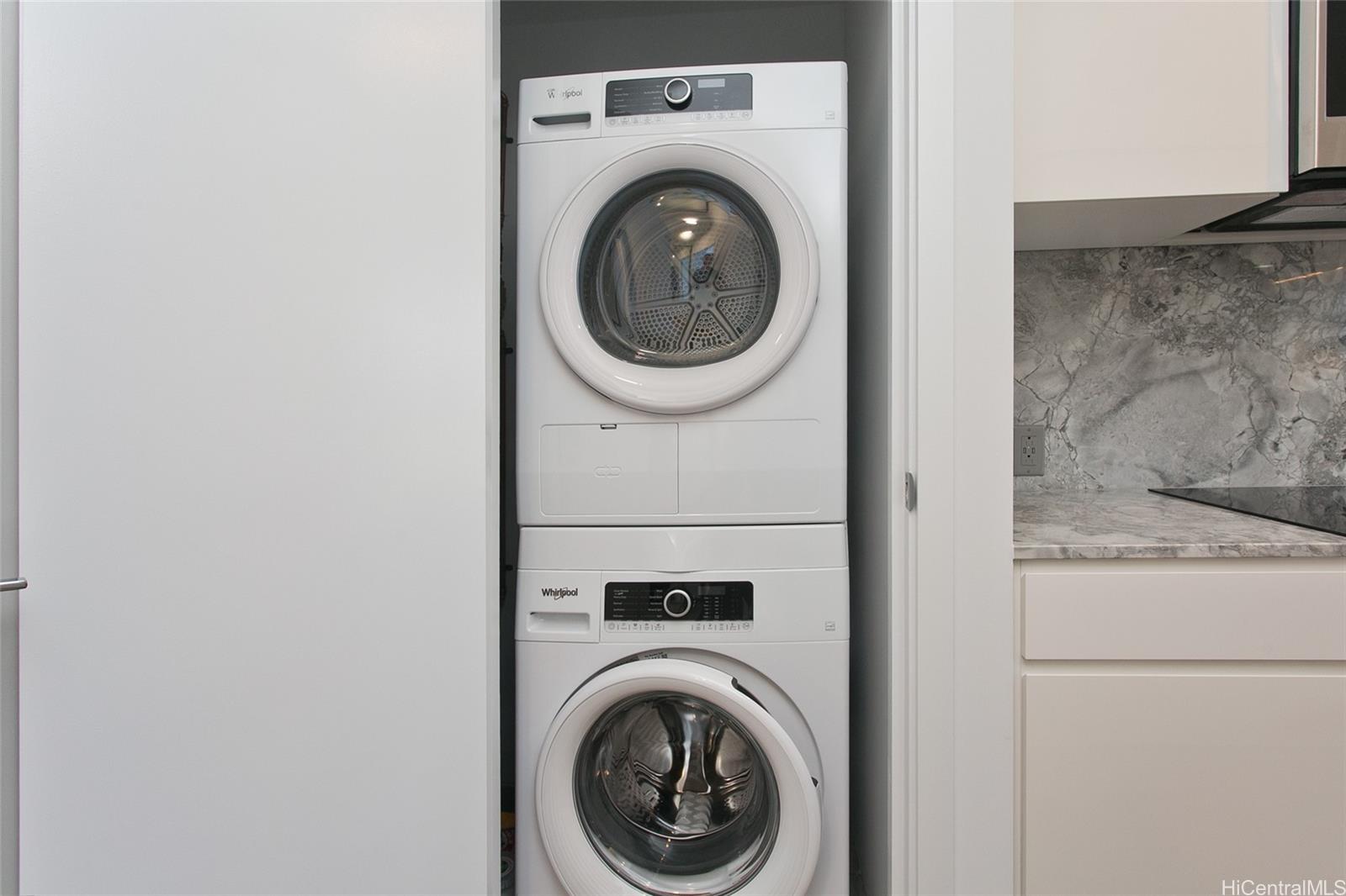 Aalii condo # 1617, Honolulu, Hawaii - photo 11 of 21