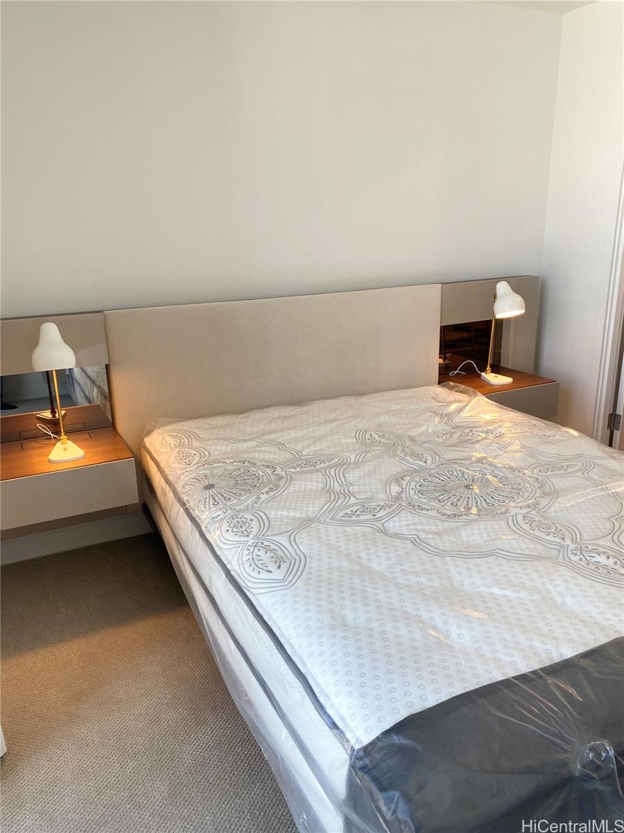 987 Queen Street Honolulu - Rental - photo 11 of 13