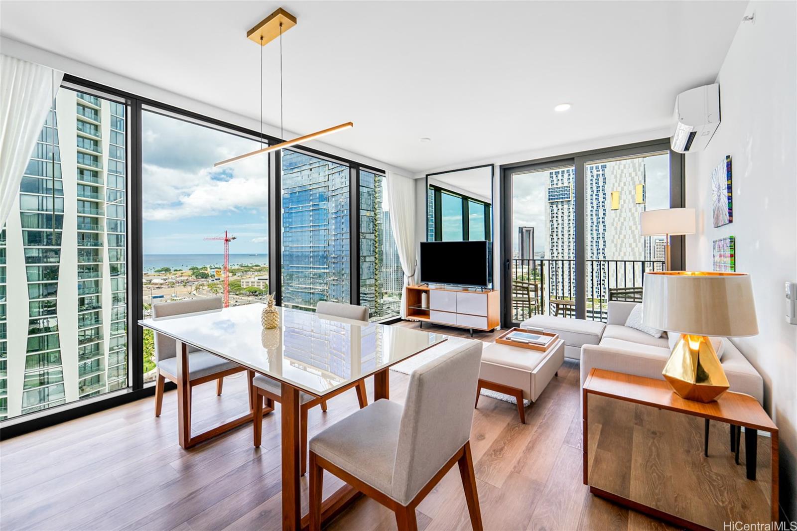 Aalii condo # 2001, Honolulu, Hawaii - photo 15 of 25