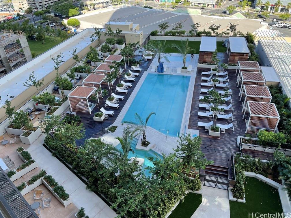 987 Queen St Honolulu - Rental - photo 14 of 20