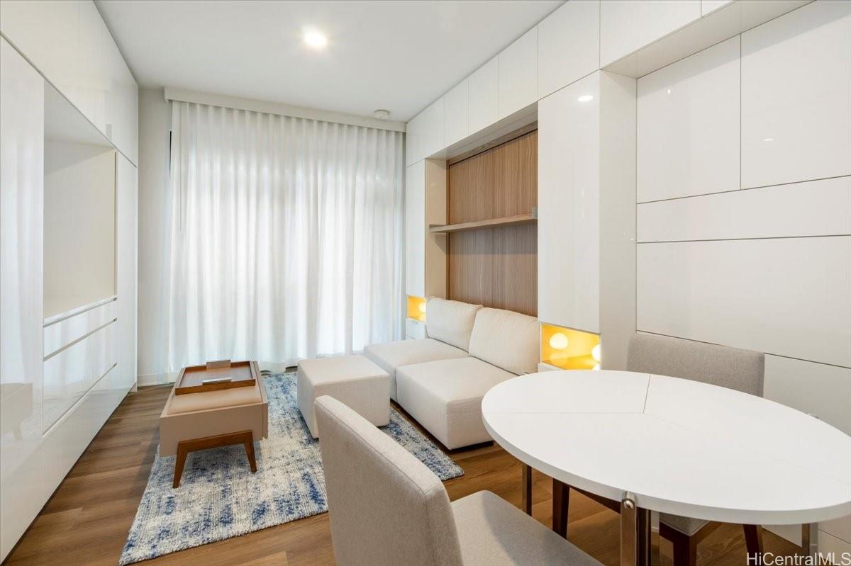 Aalii condo # 223, Honolulu, Hawaii - photo 4 of 19