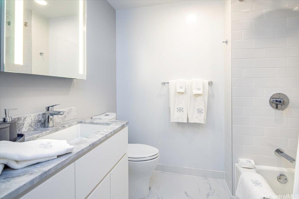 Aalii condo # 223, Honolulu, Hawaii - photo 8 of 19