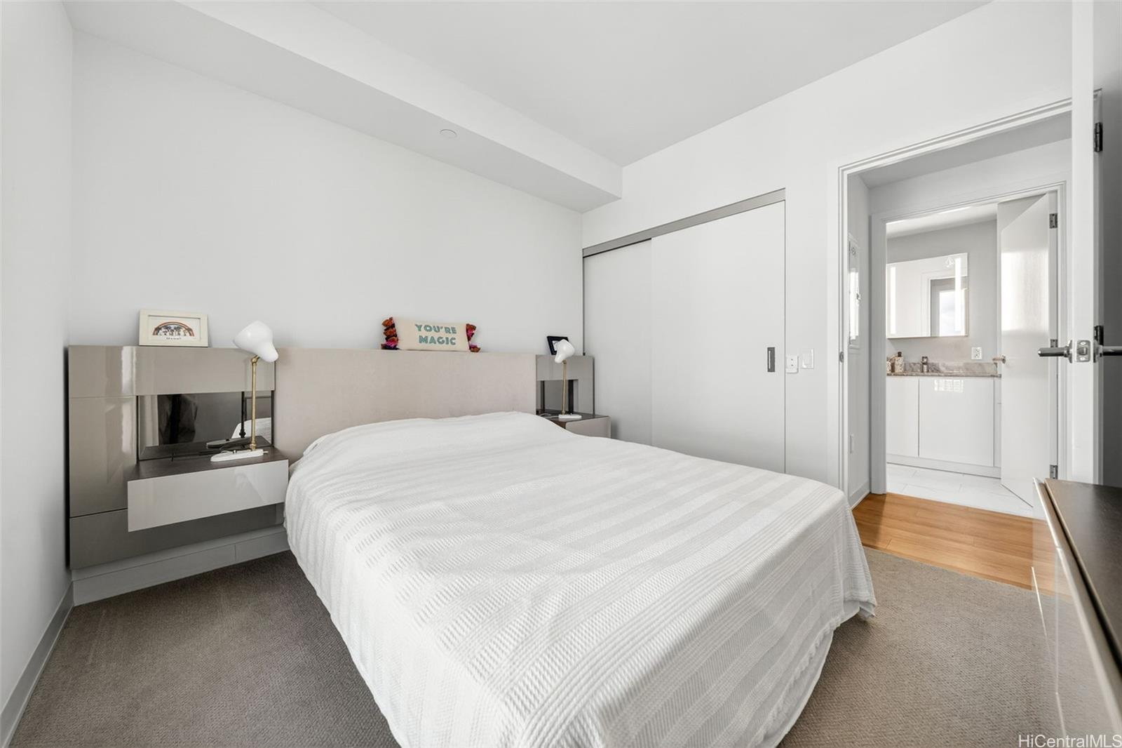 Aalii condo # 2303, Honolulu, Hawaii - photo 11 of 24