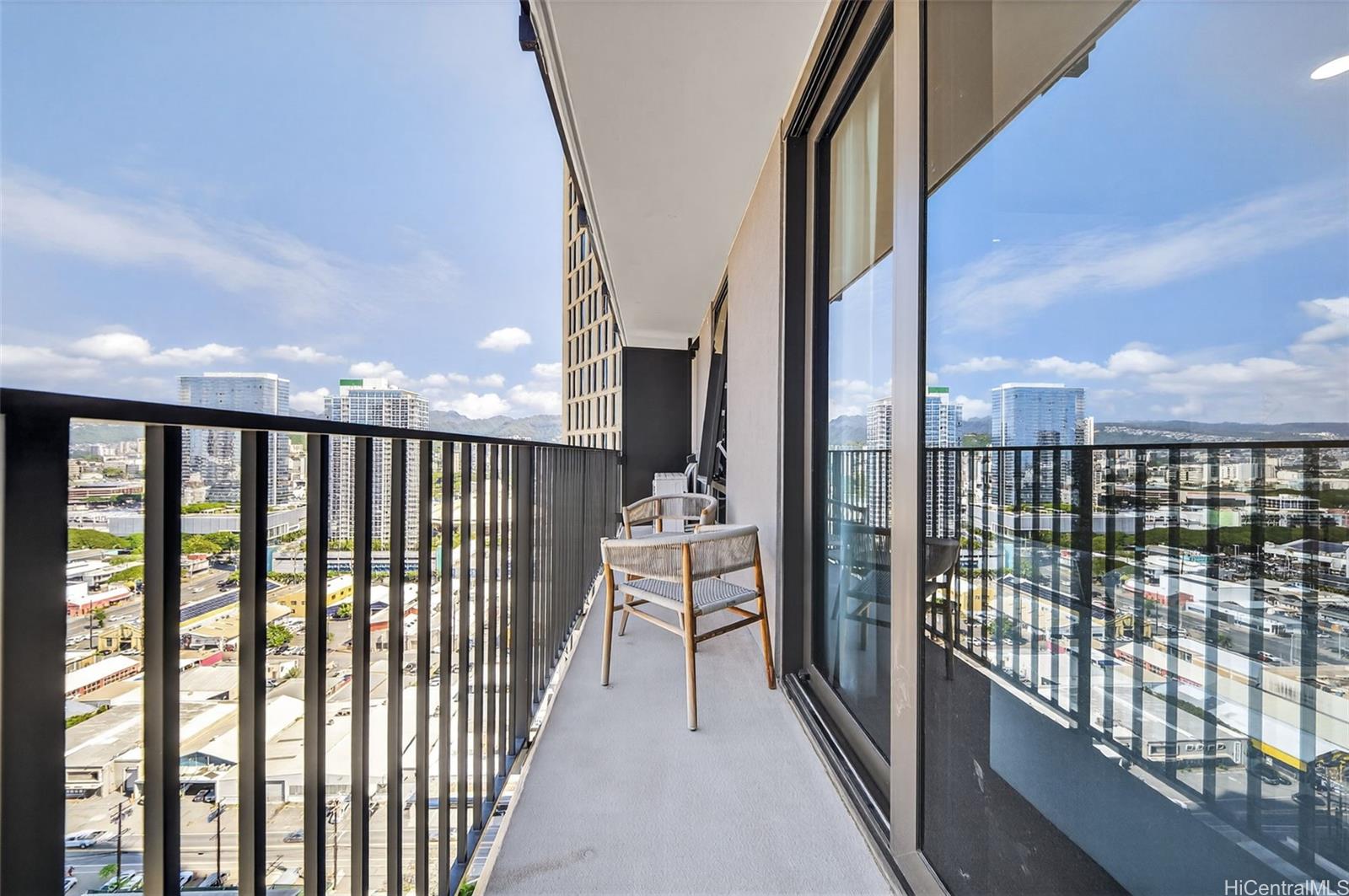 Aalii condo # 2303, Honolulu, Hawaii - photo 14 of 24