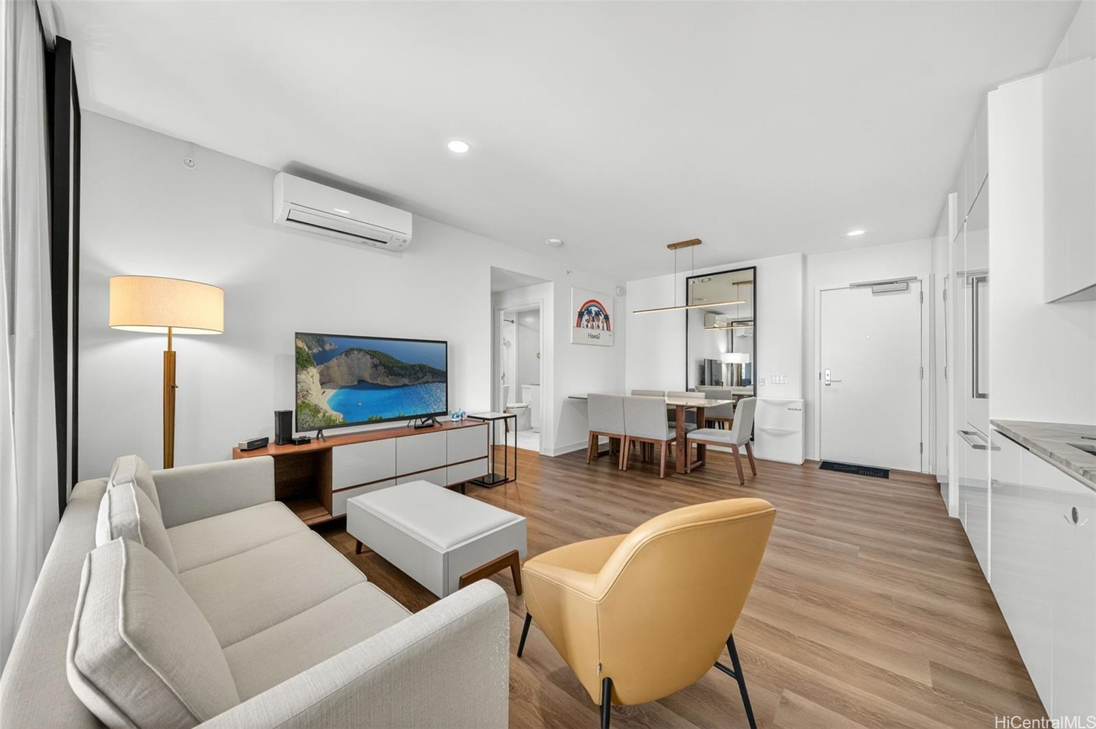 Aalii condo # 2303, Honolulu, Hawaii - photo 5 of 24