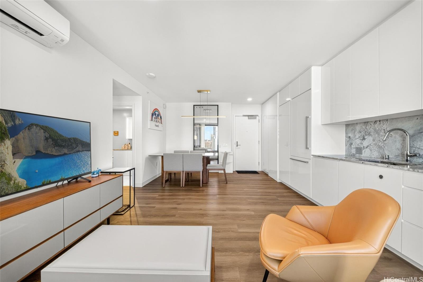 Aalii condo # 2303, Honolulu, Hawaii - photo 6 of 24