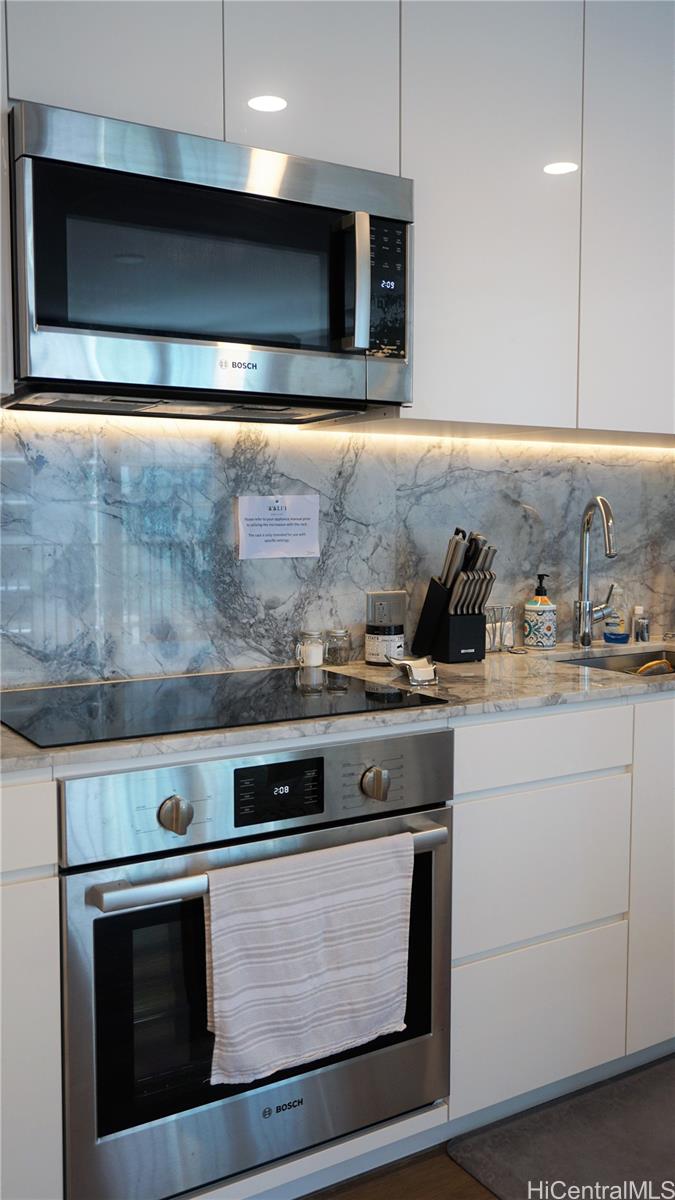 987 Queen St Honolulu - Rental - photo 5 of 21