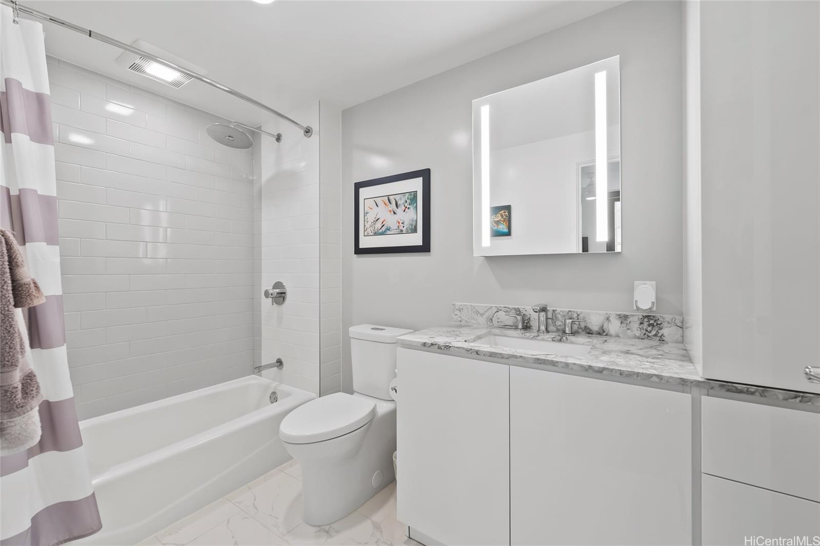 Aalii condo # 2514, Honolulu, Hawaii - photo 14 of 25