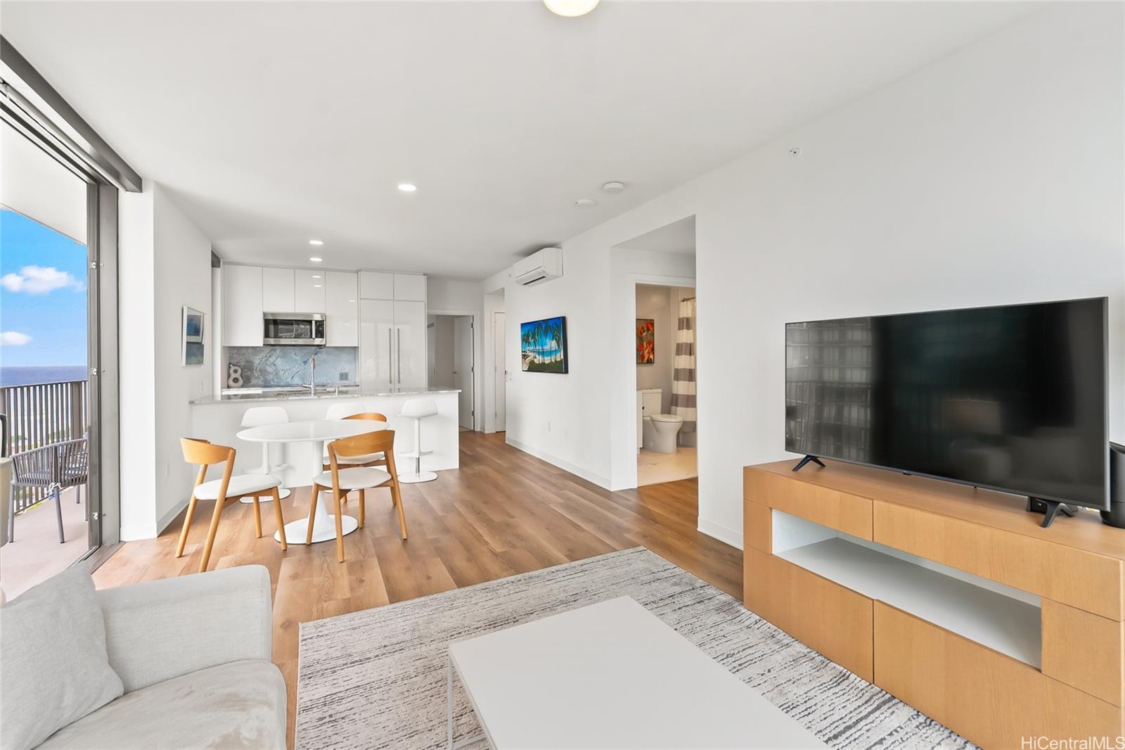 Aalii condo # 2514, Honolulu, Hawaii - photo 3 of 25