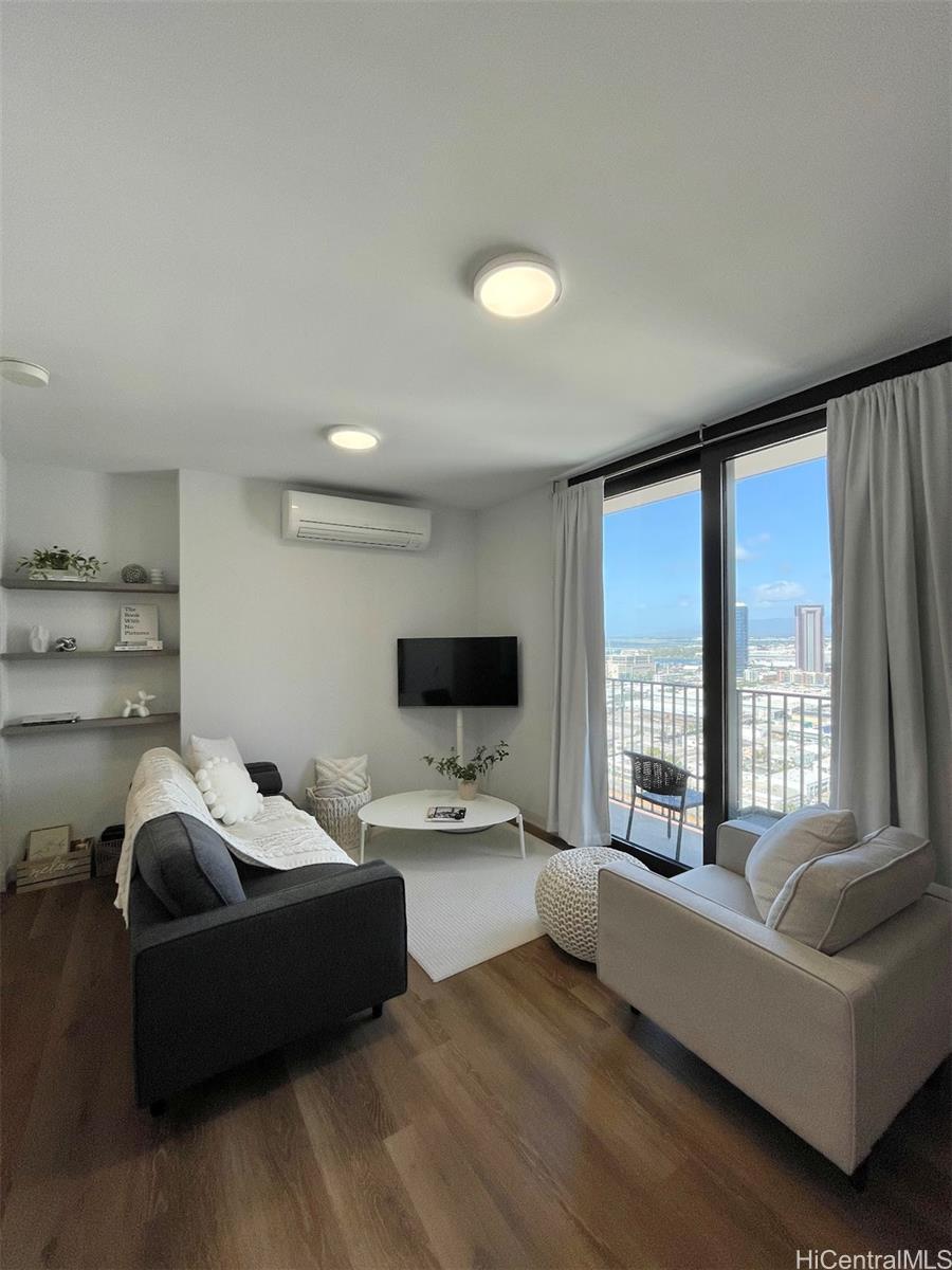 987 Queen Street Honolulu - Rental - photo 16 of 20