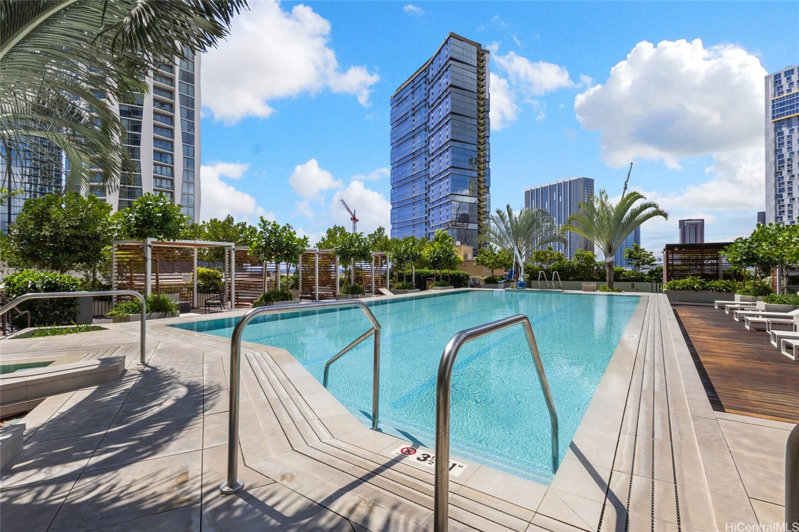 Aalii condo # 2806, Honolulu, Hawaii - photo 13 of 17