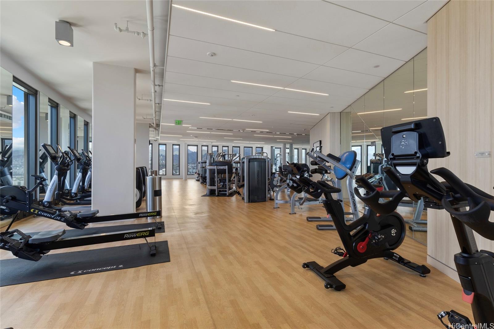 Aalii condo # 2806, Honolulu, Hawaii - photo 10 of 17