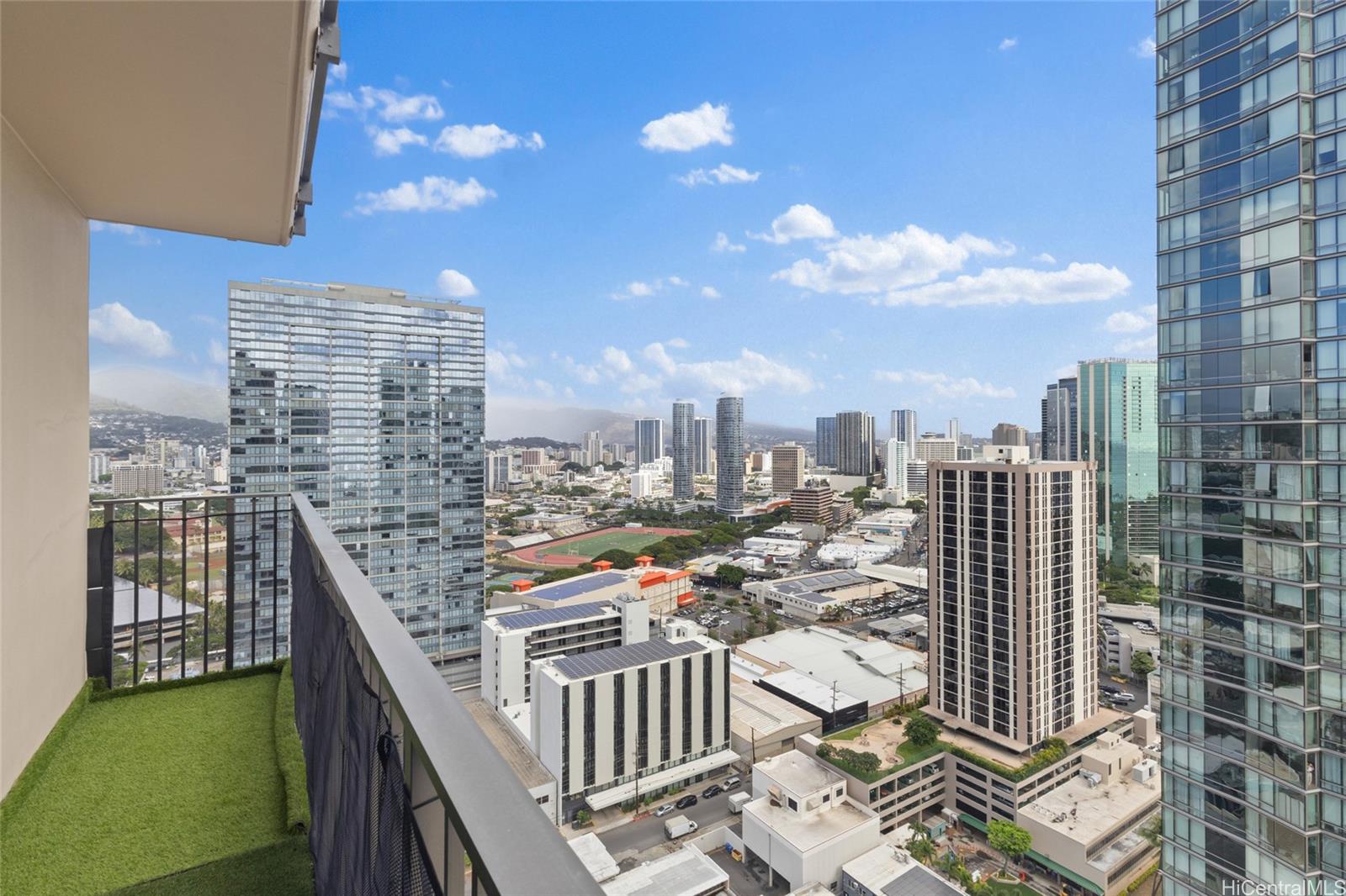 Aalii condo # 2814, Honolulu, Hawaii - photo 3 of 11