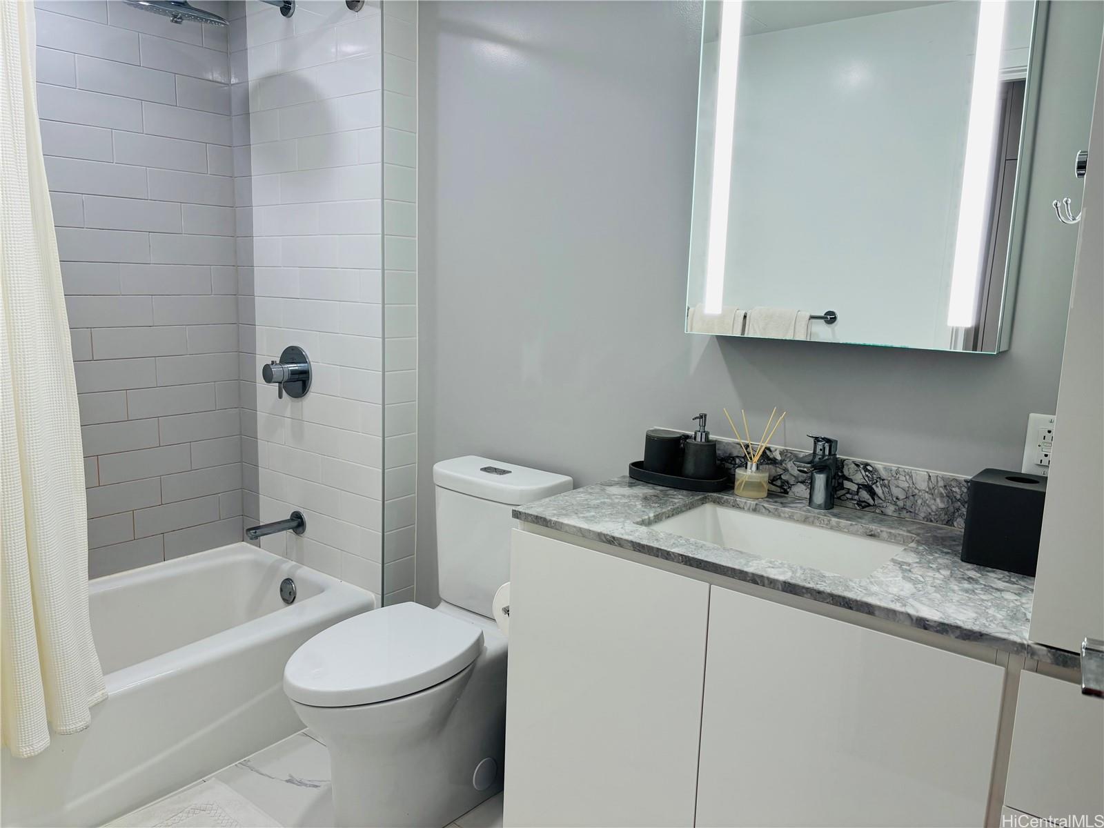 Aalii condo # 3010, Honolulu, Hawaii - photo 9 of 25