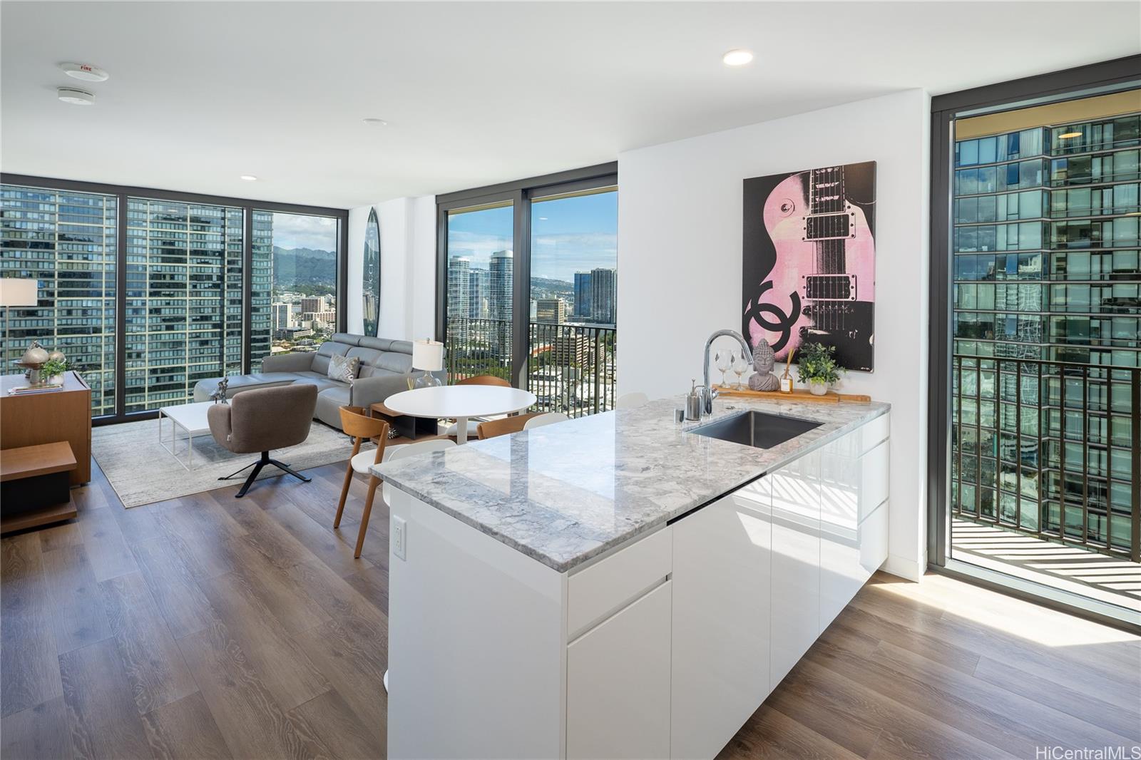 Aalii condo # 3014, Honolulu, Hawaii - photo 2 of 25