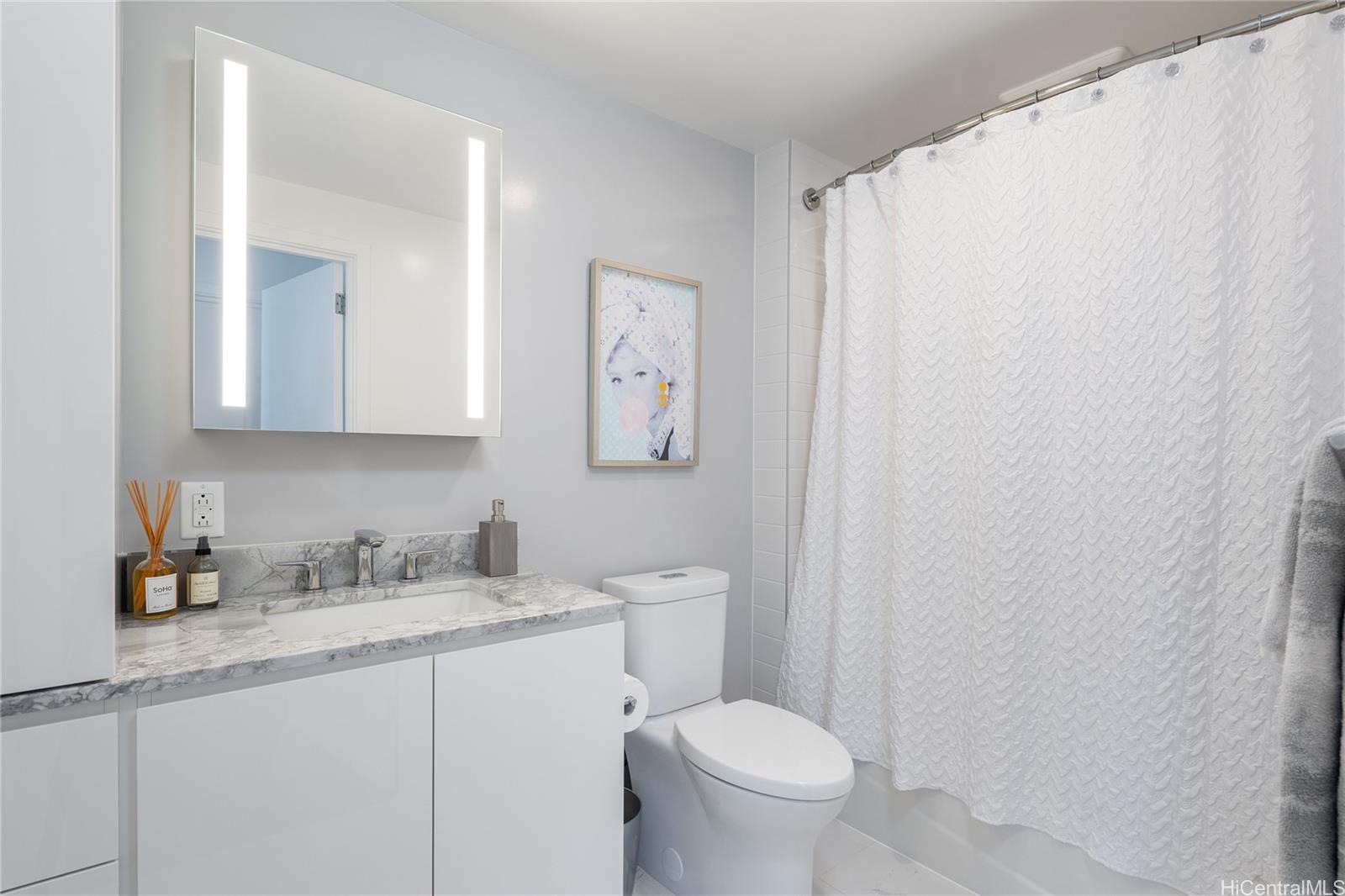 Aalii condo # 3014, Honolulu, Hawaii - photo 12 of 25