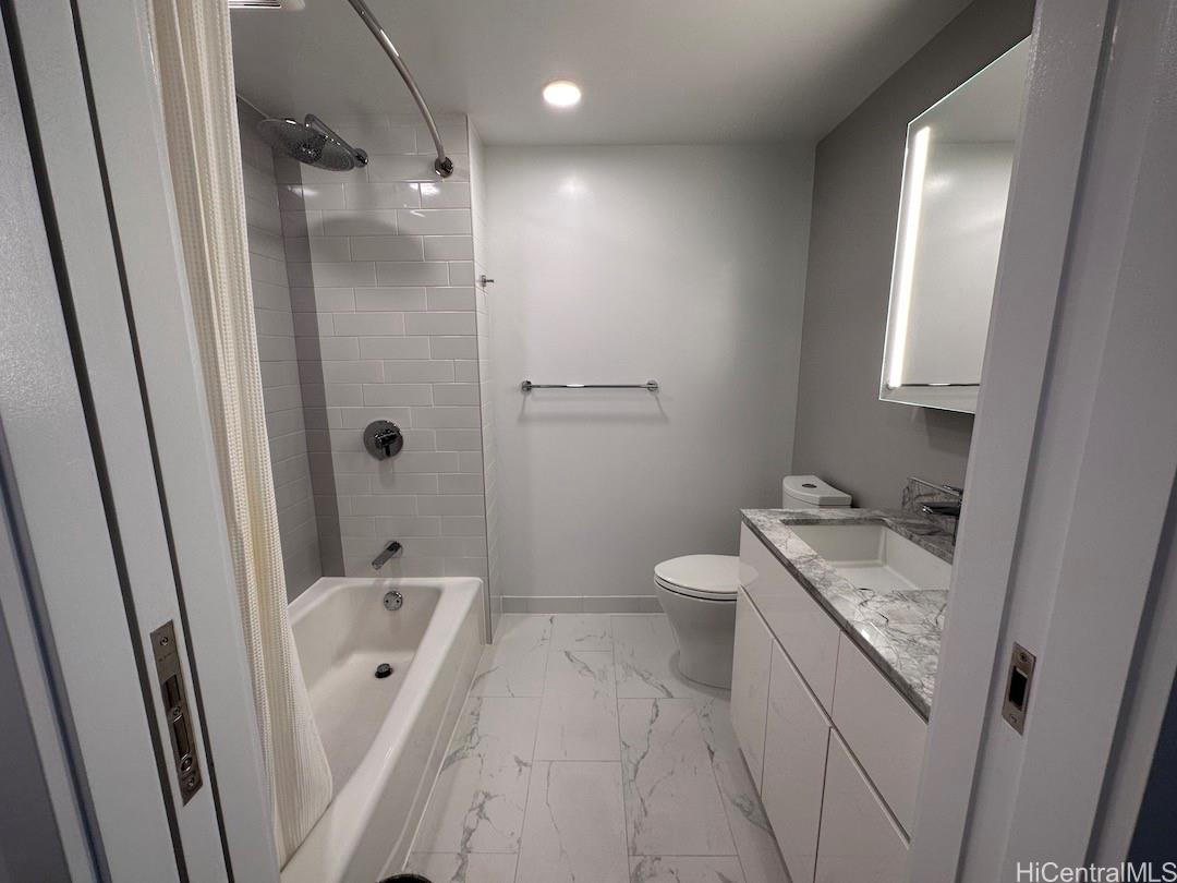 987 Queen St Honolulu - Rental - photo 4 of 8