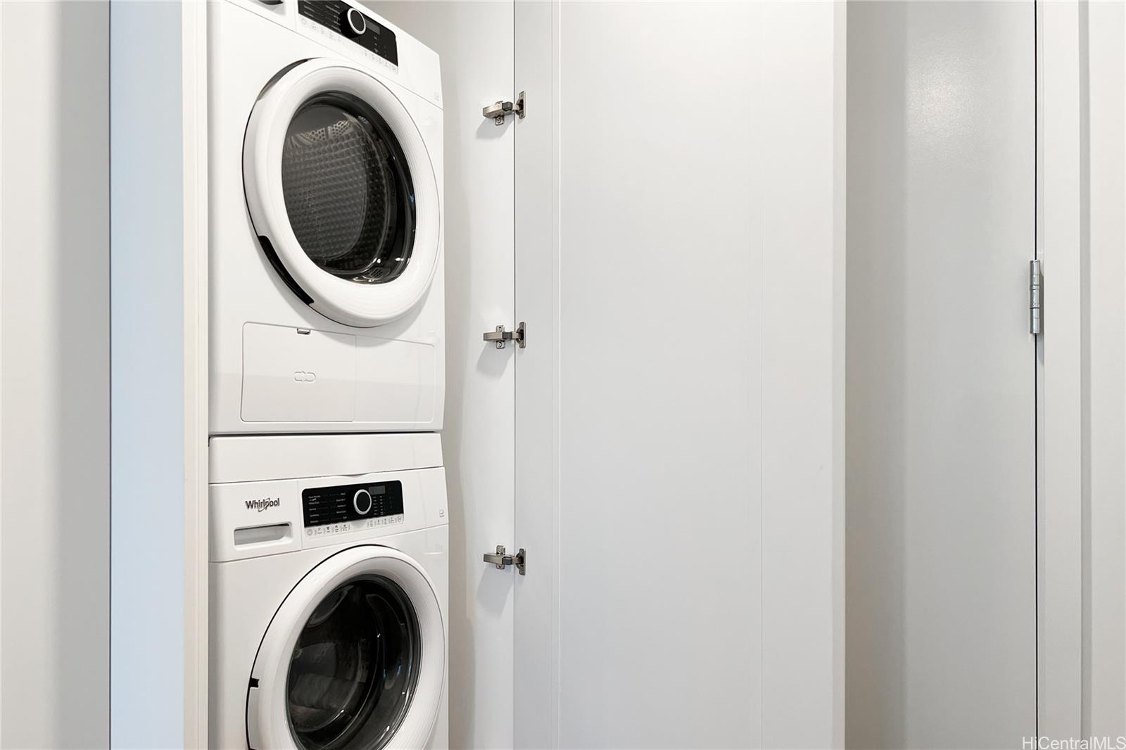 Aalii condo # 3410, Honolulu, Hawaii - photo 9 of 25