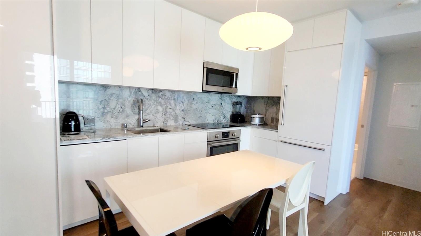 Aalii condo # 3412, Honolulu, Hawaii - photo 6 of 25