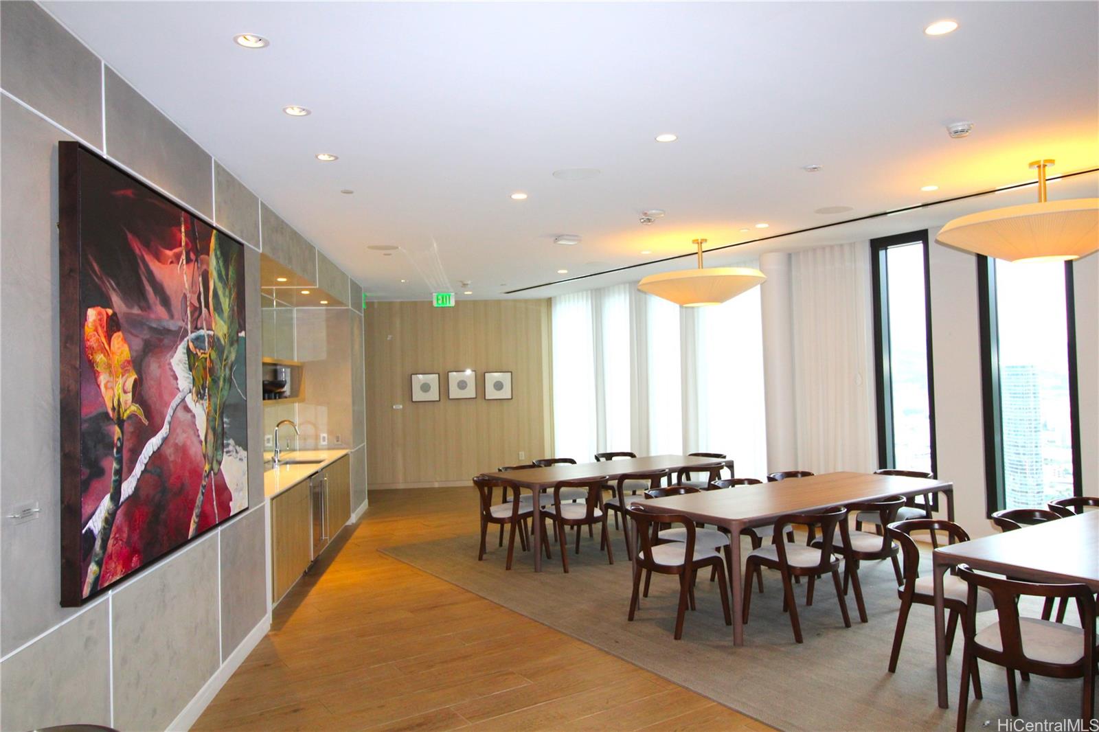 Aalii condo # 3516, Honolulu, Hawaii - photo 12 of 17