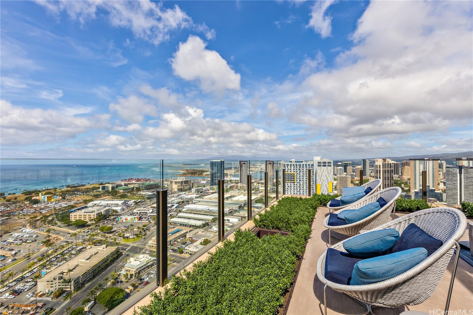 Aalii condo # 3517, Honolulu, Hawaii - photo 19 of 24