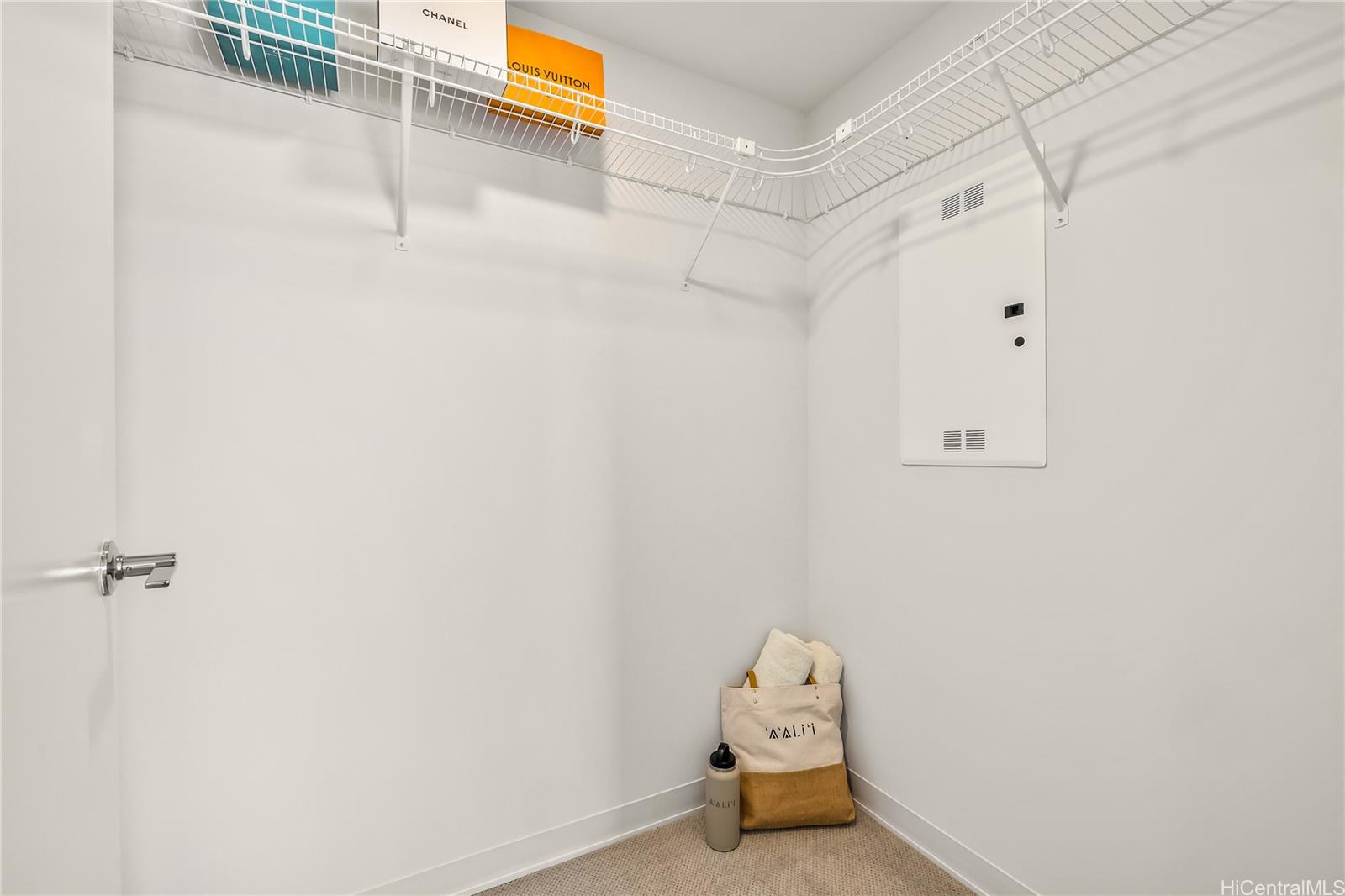 Aalii condo # 3517, Honolulu, Hawaii - photo 15 of 25