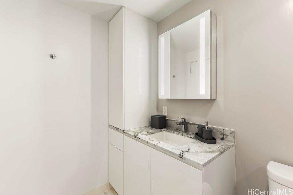 987 Queen St Honolulu - Rental - photo 14 of 25