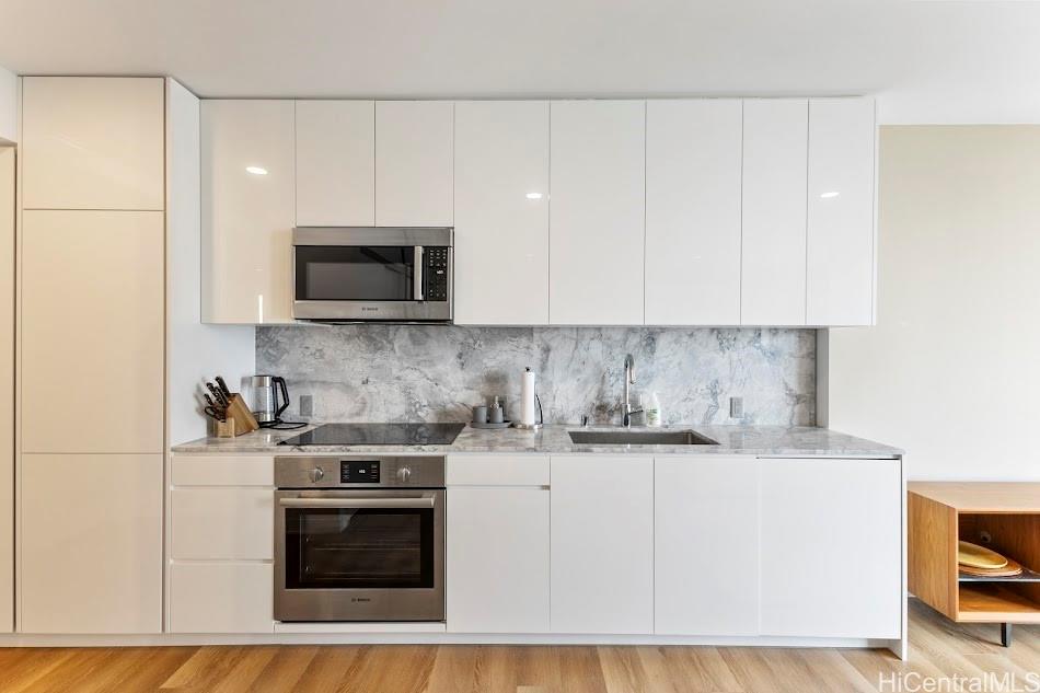 987 Queen St Honolulu - Rental - photo 3 of 25