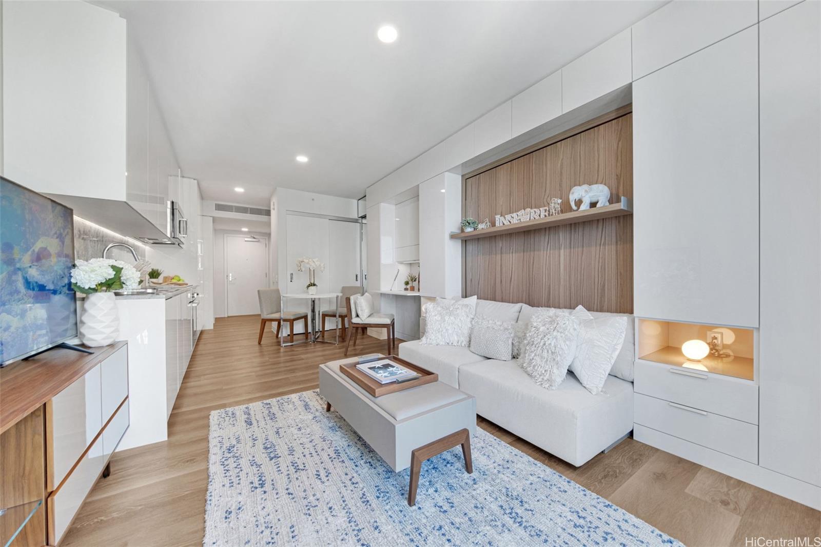 987 Queen St Honolulu - Rental - photo 15 of 24