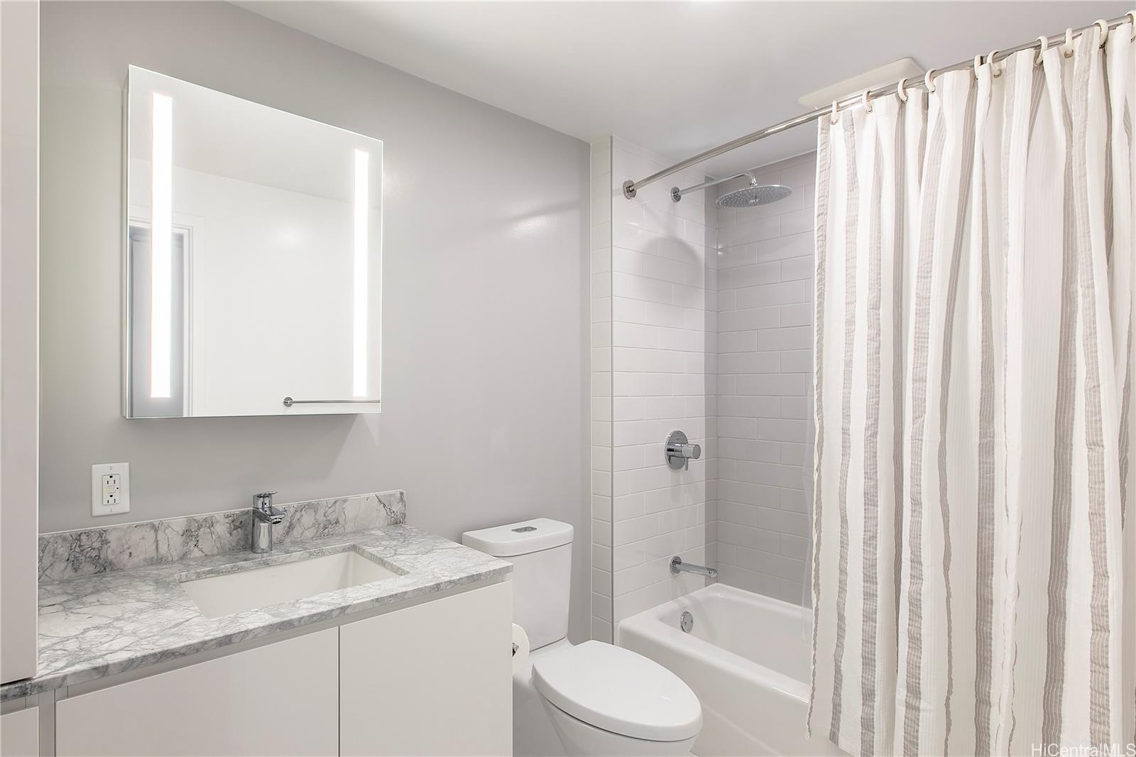 Aalii condo # 3806, Honolulu, Hawaii - photo 8 of 24