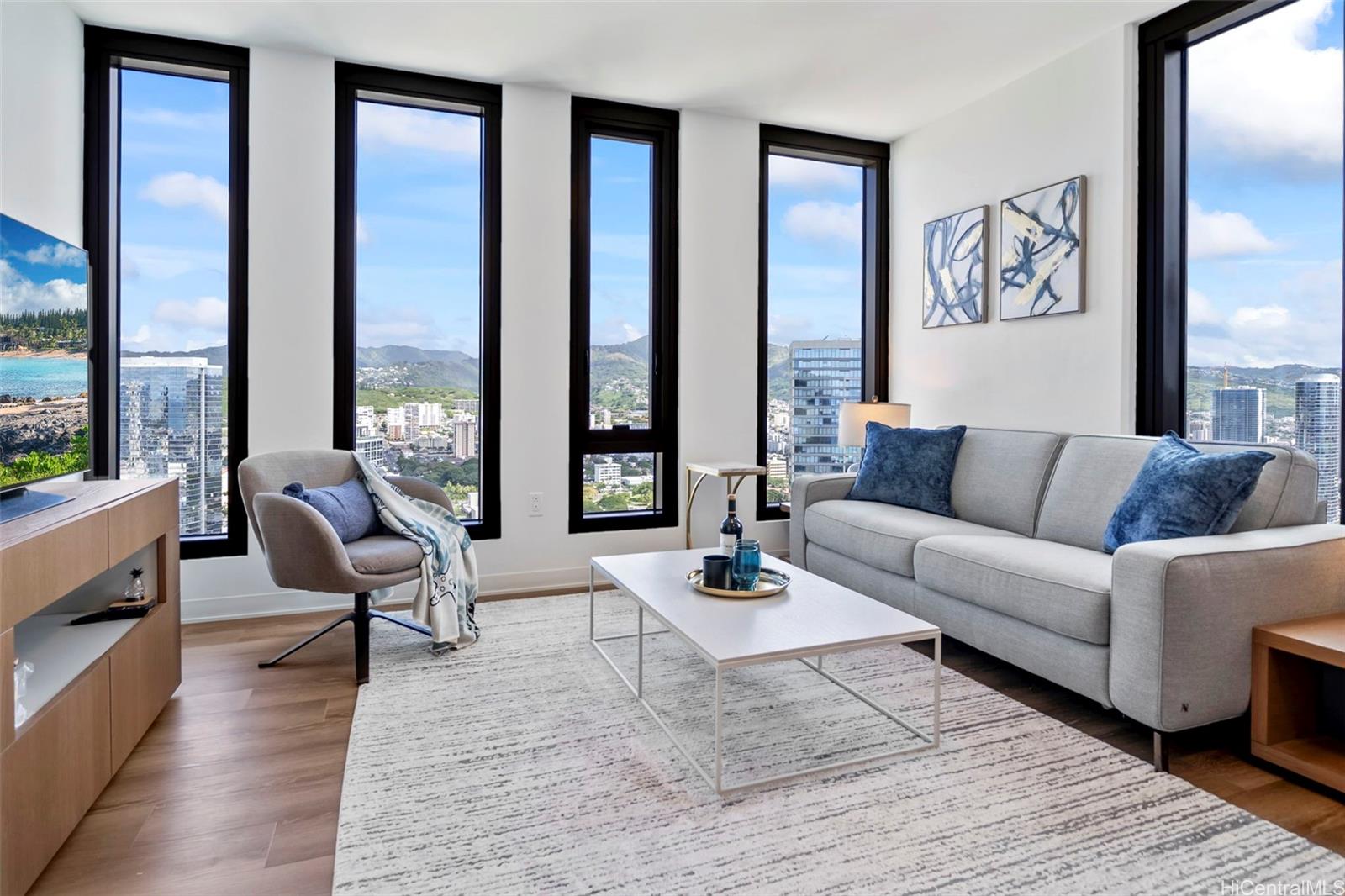 AALII condo # 3817, Honolulu, Hawaii - photo 2 of 25