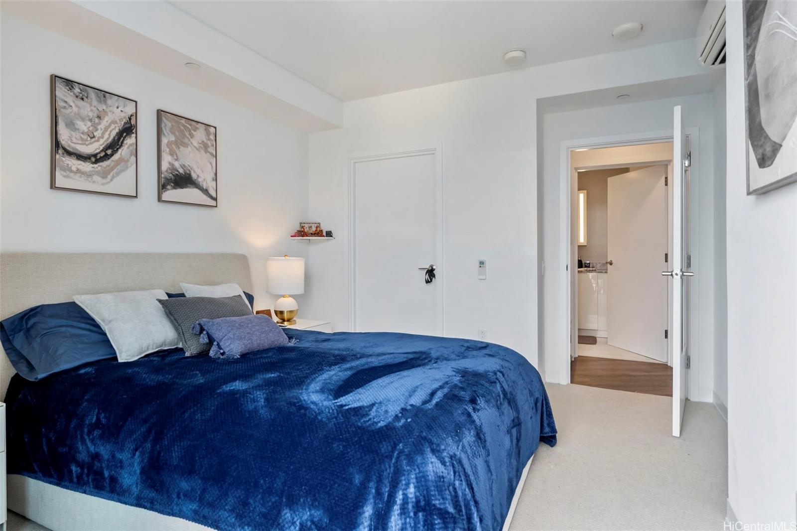 AALII condo # 3817, Honolulu, Hawaii - photo 15 of 25