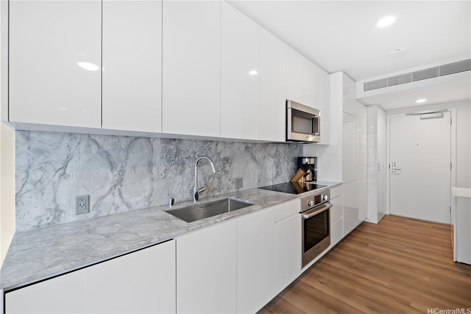 987 Queen St Honolulu - Rental - photo 25 of 25