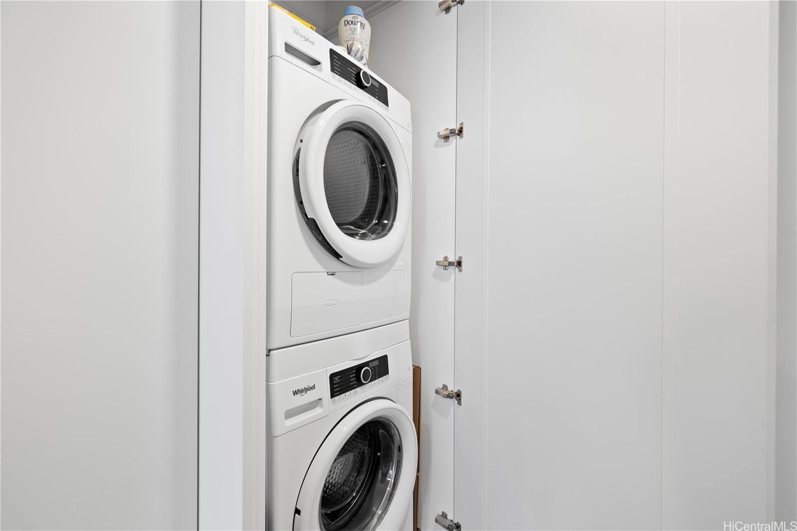 987 Queen Street Honolulu - Rental - photo 16 of 24