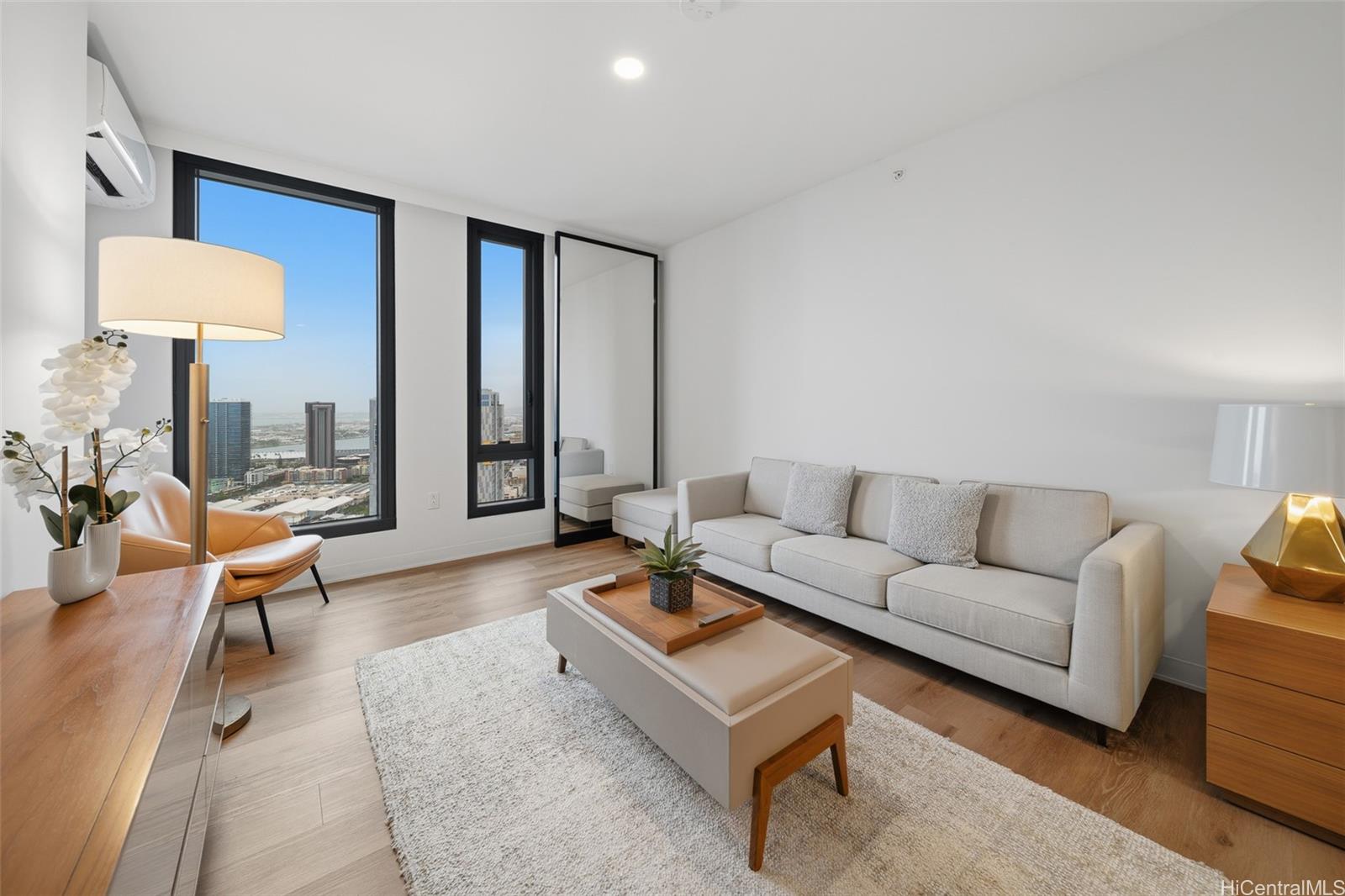 Aalii condo # 4013, Honolulu, Hawaii - photo 2 of 23