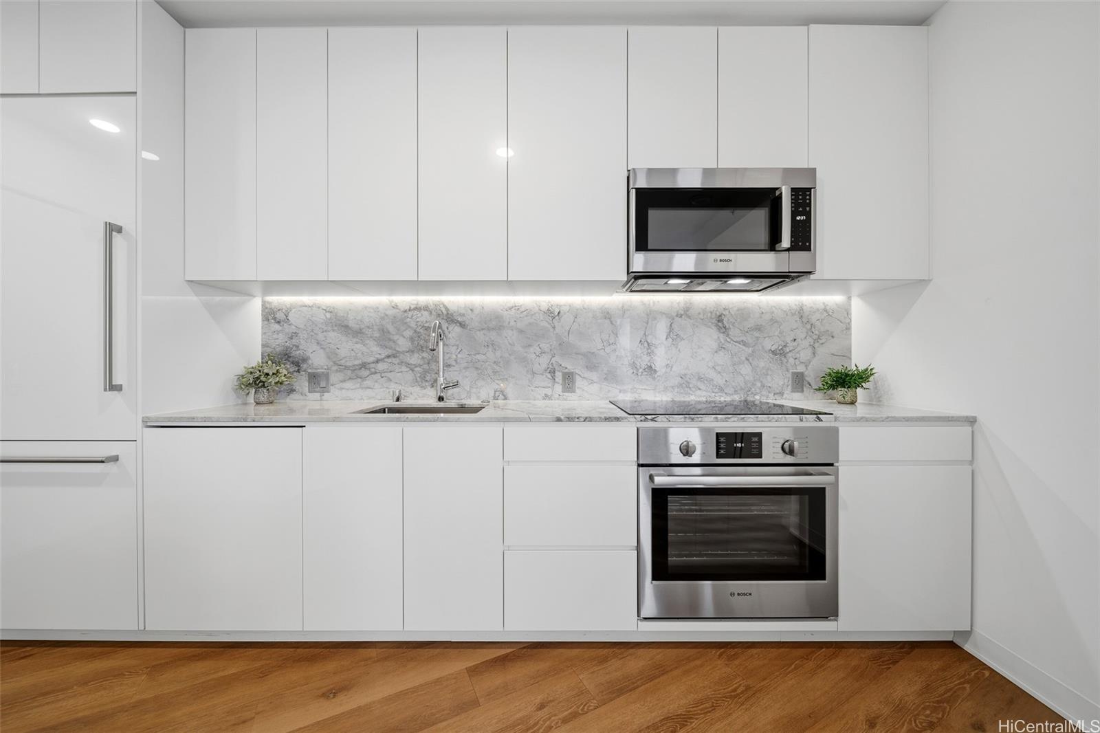 Aalii condo # 4013, Honolulu, Hawaii - photo 9 of 23