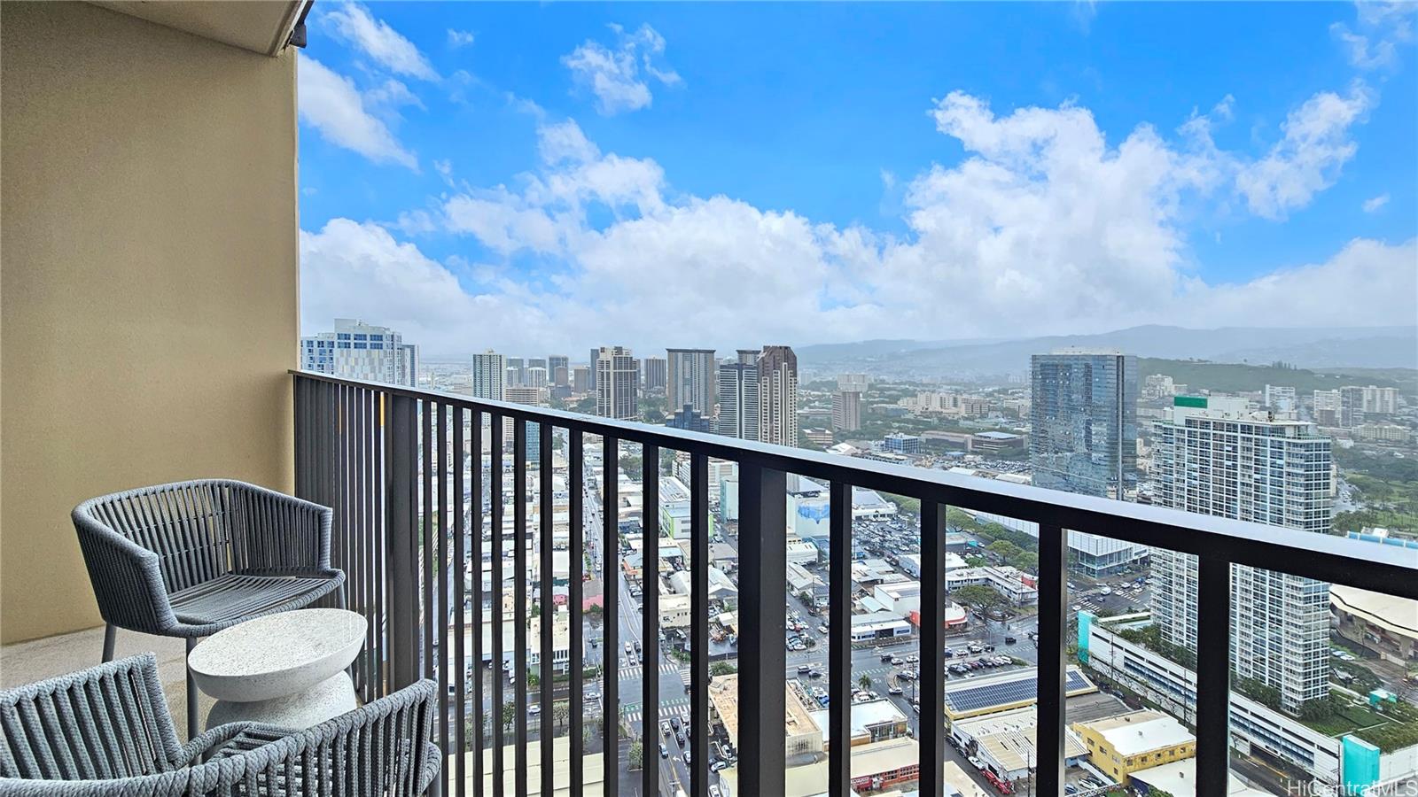 Aalii condo # 4015, Honolulu, Hawaii - photo 16 of 25