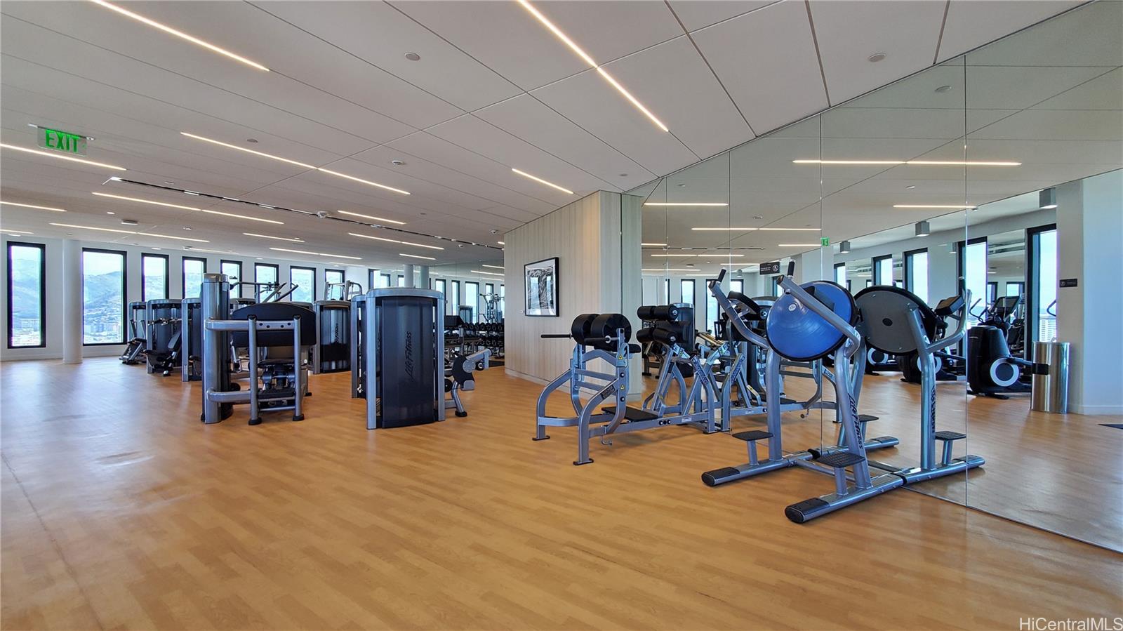 Aalii condo # 4015, Honolulu, Hawaii - photo 22 of 25