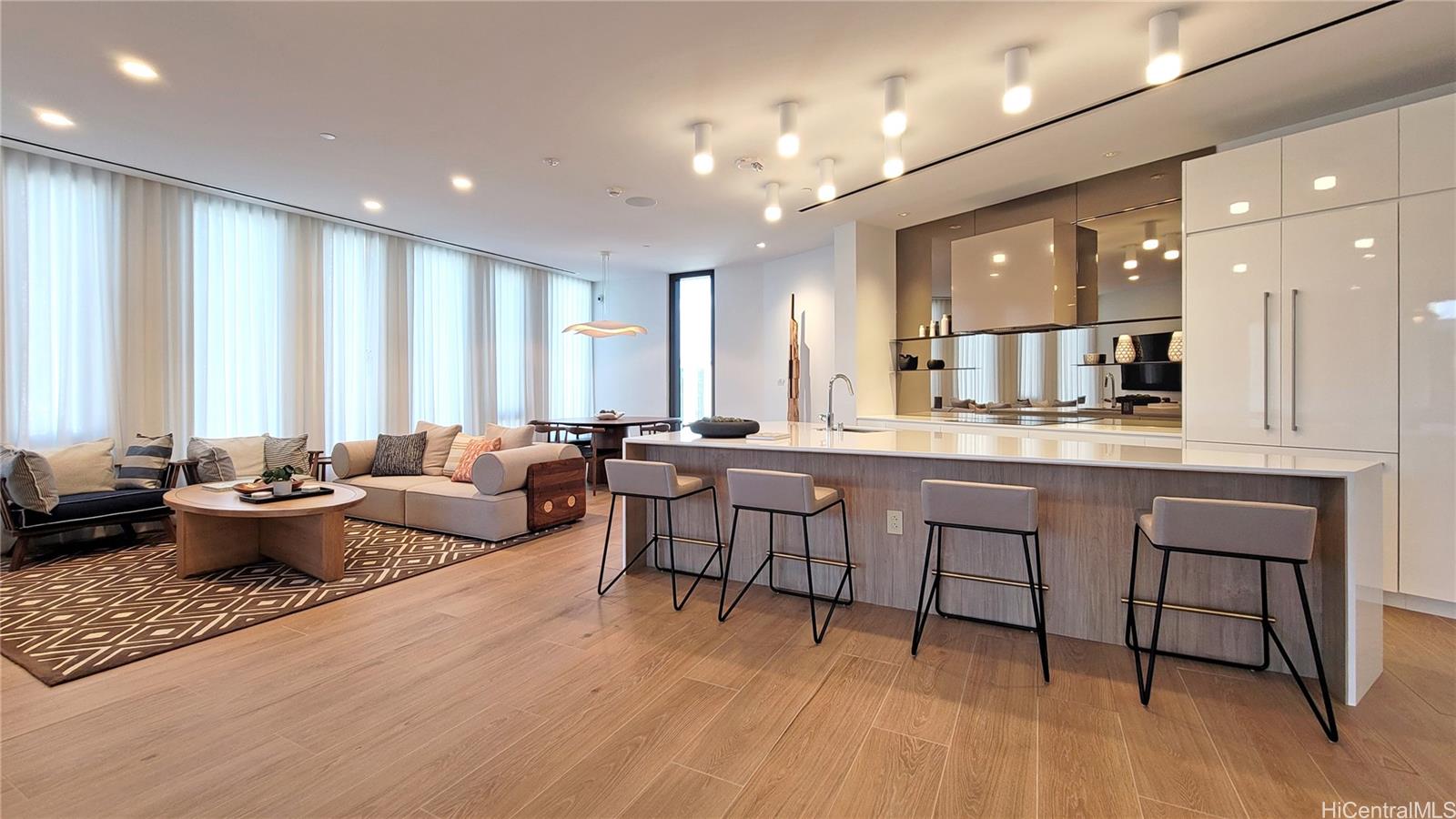 Aalii condo # 4015, Honolulu, Hawaii - photo 24 of 25