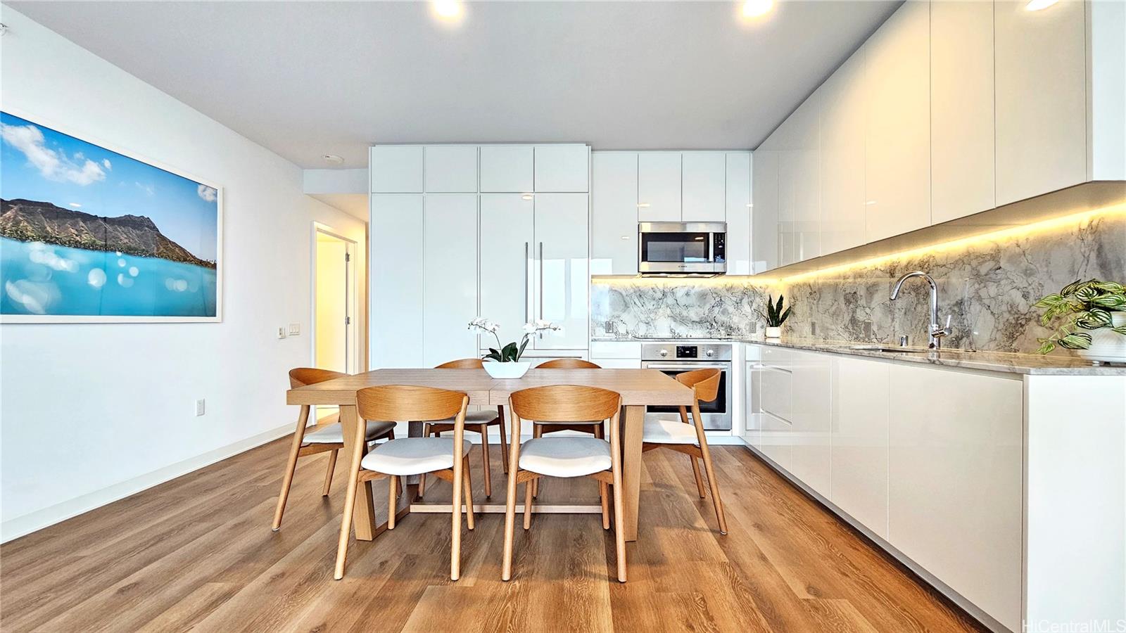 Aalii condo # 4015, Honolulu, Hawaii - photo 5 of 25