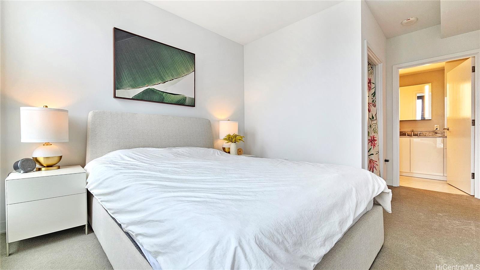 Aalii condo # 4015, Honolulu, Hawaii - photo 10 of 25