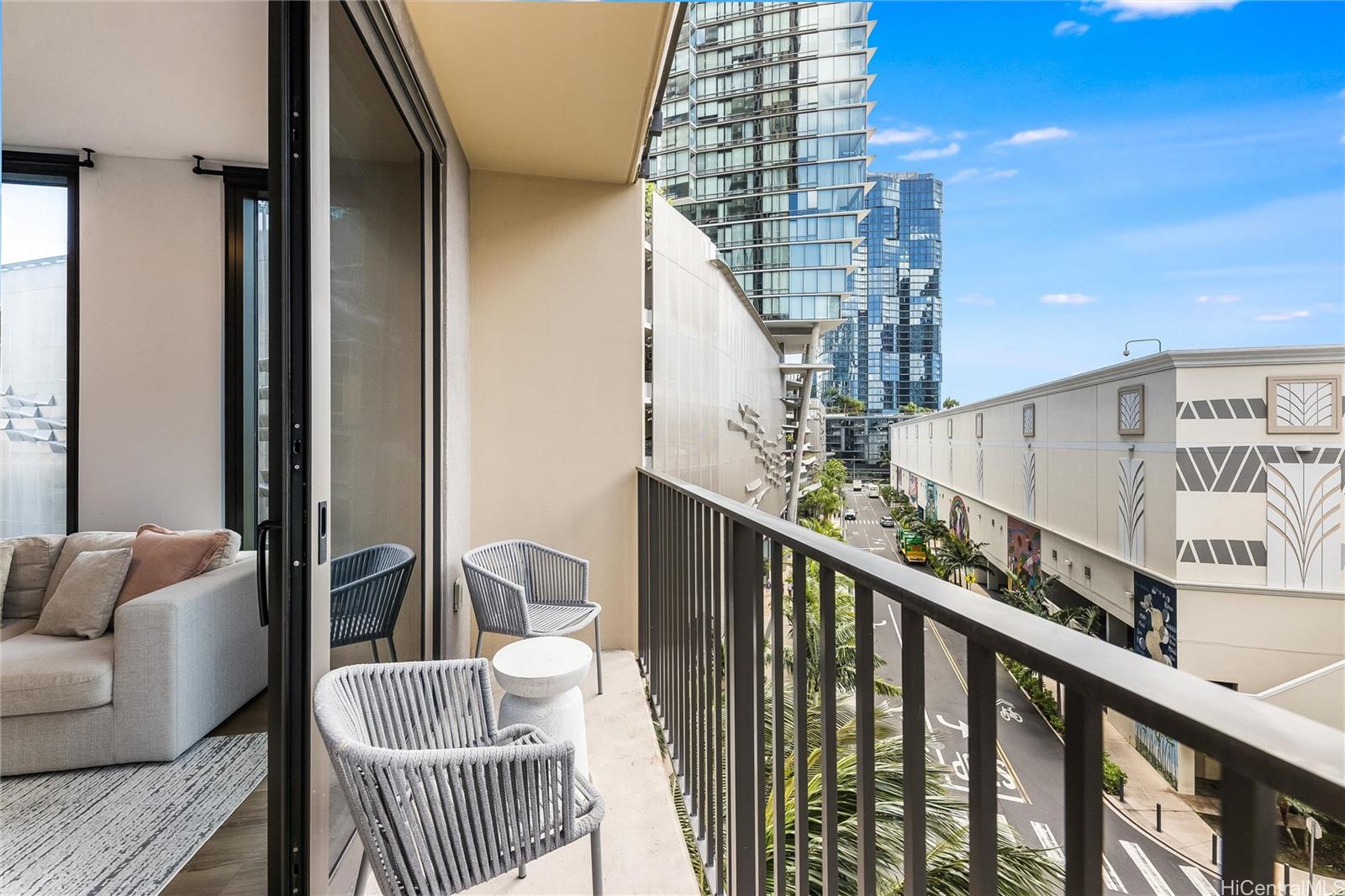 Aalii condo # 502, Honolulu, Hawaii - photo 11 of 25