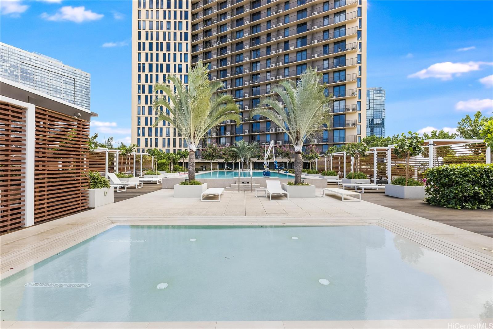 Aalii condo # 502, Honolulu, Hawaii - photo 21 of 25