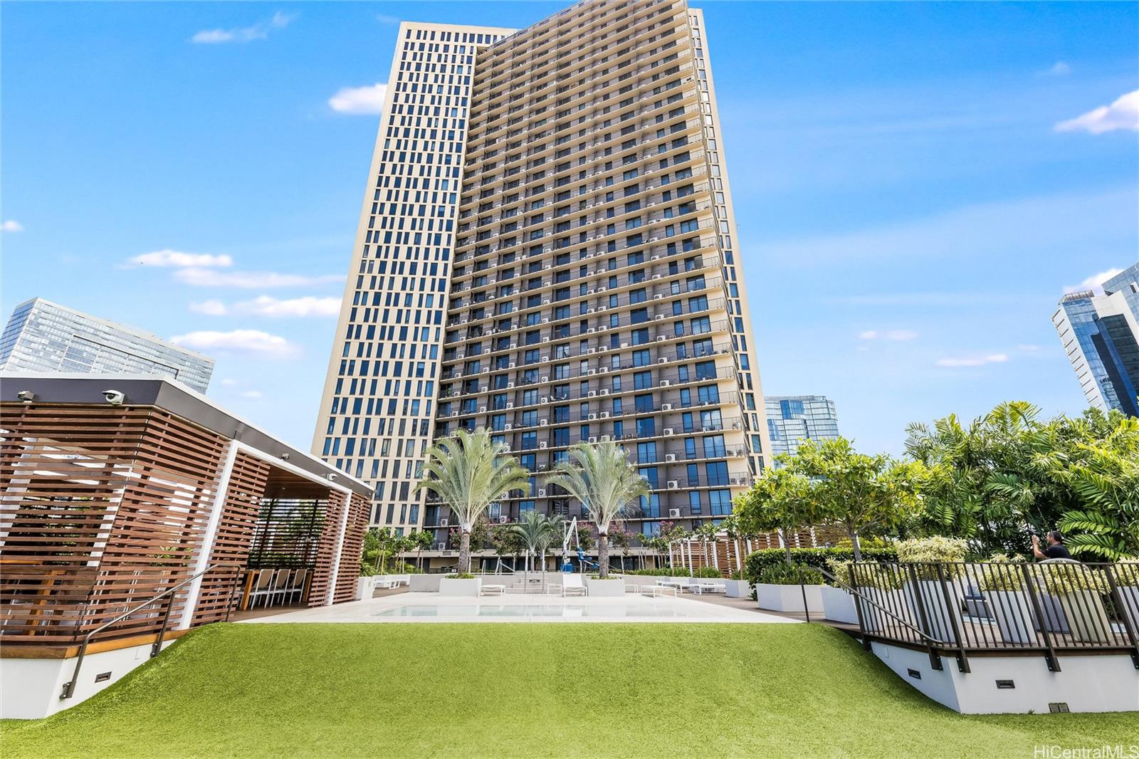 Aalii condo # 502, Honolulu, Hawaii - photo 4 of 25