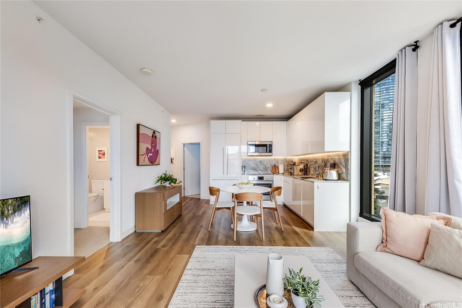 Aalii condo # 502, Honolulu, Hawaii - photo 10 of 25