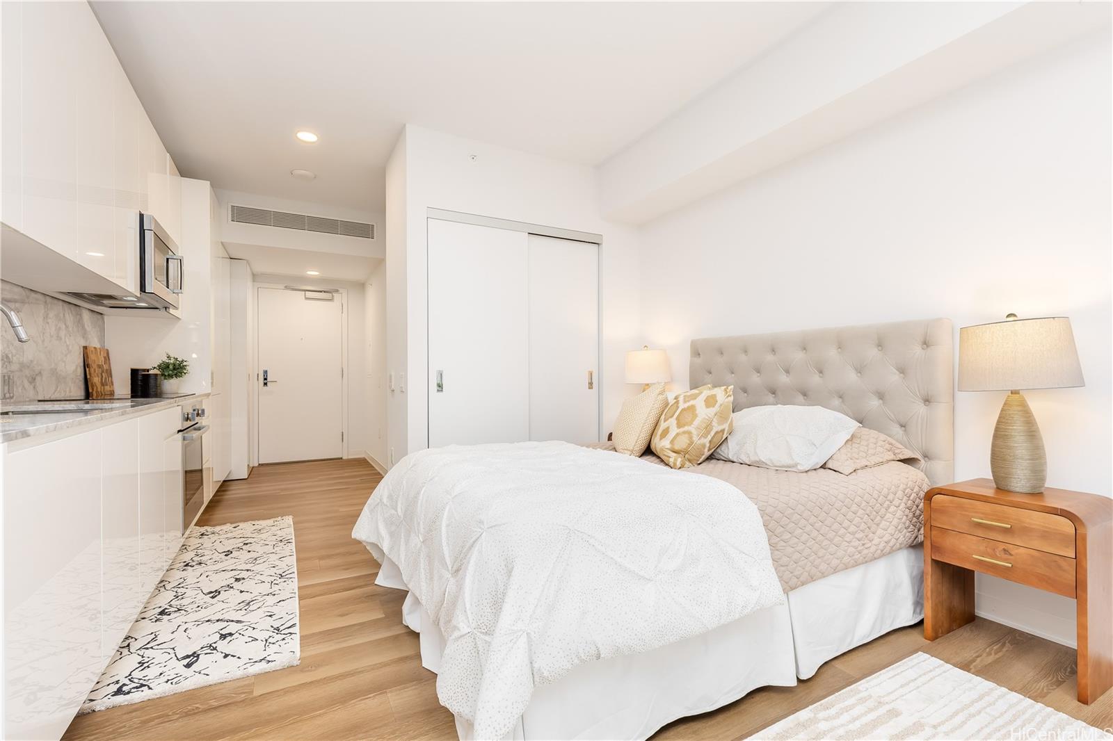 Aalii condo # 510, Honolulu, Hawaii - photo 6 of 19